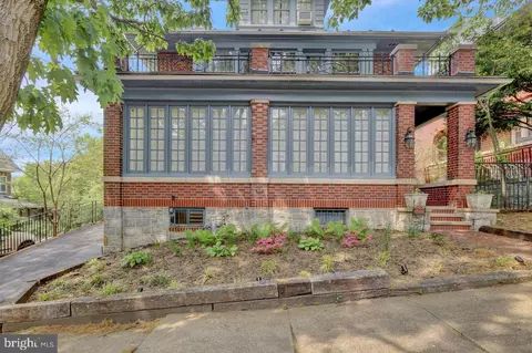 1229 Eckert Ave, Reading, PA 19602 photo 2