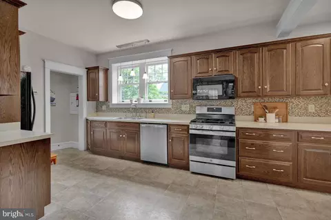 1229 Eckert Ave, Reading, PA 19602 photo 16