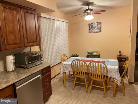208 Sage Dr, Reading, PA 19608 photo 17