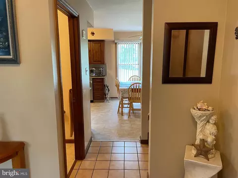 208 Sage Dr, Reading, PA 19608 photo 4