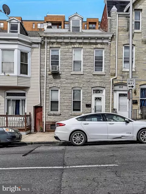 114 S 11th St, Reading, PA 19602