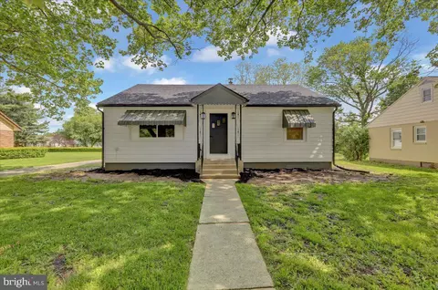 315 E Lincoln Ave, Robesonia, PA 19551
