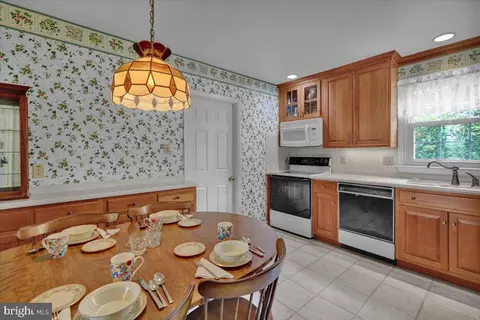3917 Circle Ave, Reading, PA 19606 photo 14