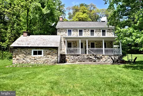58 Groff Rd, Bechtelsville, PA 19505