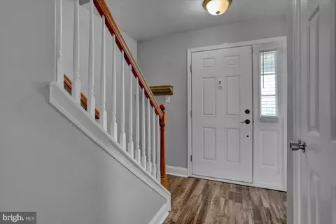 Entry Way - 33 Solvay Dr, Reading, PA 19605 photo 3 of 6