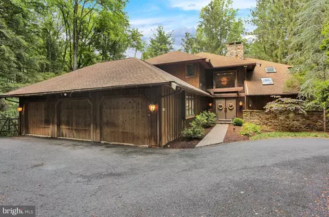 9 Weston Dr, Mohnton, PA 19540