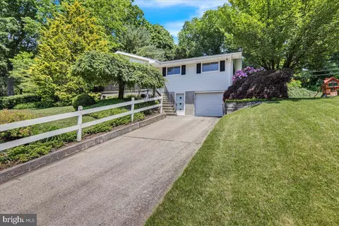 31 E 34th St, Reading, PA 19606 photo 2