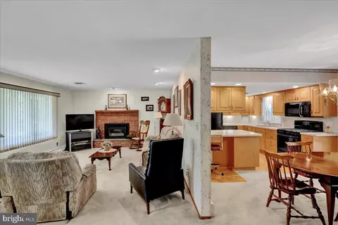 31 E 34th St, Reading, PA 19606 photo 9