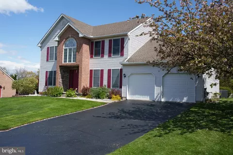 Exterior - 509 Martins Rd, Reading, PA 19608 photo 2 of 4