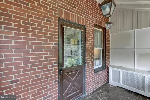 Exterior - 1624 Gregg Ave, Reading, PA 19607 photo 4 of 6