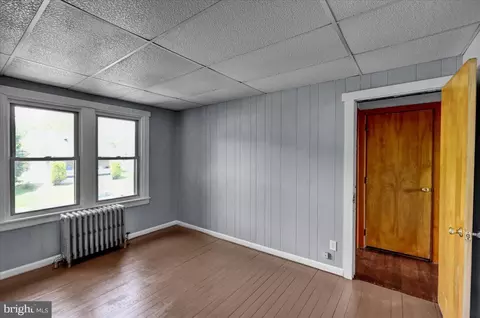 Bedroom - 1624 Gregg Ave, Reading, PA 19607 photo 3 of 4