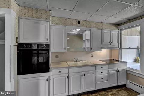 Kitchen - 1624 Gregg Ave, Reading, PA 19607 photo 2 of 2