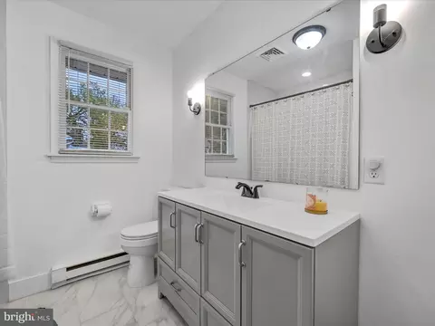 Bath - 67 Hearthstone Dr, Reading, PA 19606 photo 3 of 3