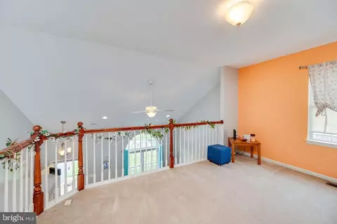 Entry Way - 7 Brassie Cir, Reading, PA 19607 photo 8 of 12