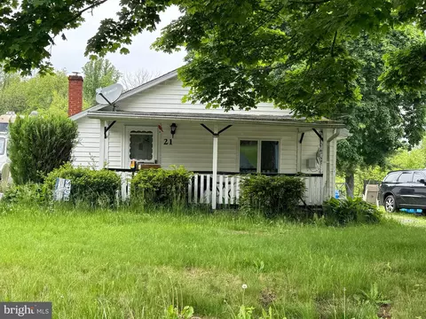 21 Limekiln Rd, Reading, PA 19606