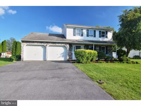 221 Hope Dr, Blandon, PA 19510