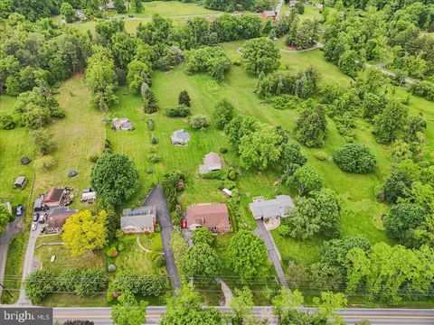 5160 Oley Turnpike Rd, Reading, PA 19606 photo 46