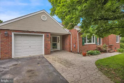5160 Oley Turnpike Rd, Reading, PA 19606 photo 3