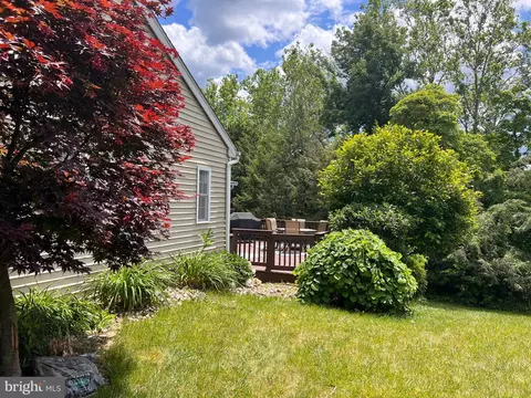 Exterior - 7 Ravens Ct, Reading, PA 19606 photo 14 of 15