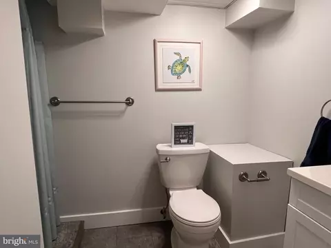 Bath - 7 Ravens Ct, Reading, PA 19606 photo 3 of 4