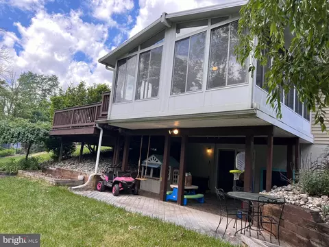 Exterior - 7 Ravens Ct, Reading, PA 19606 photo 7 of 15
