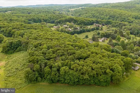 View/Area - 401 Freemansville Rd, Reading, PA 19607 photo 6 of 12