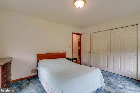 Bedroom - 401 Freemansville Rd, Reading, PA 19607 photo 2 of 4