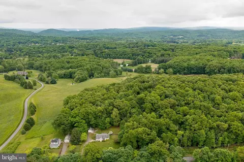 View/Area - 401 Freemansville Rd, Reading, PA 19607 photo 11 of 12