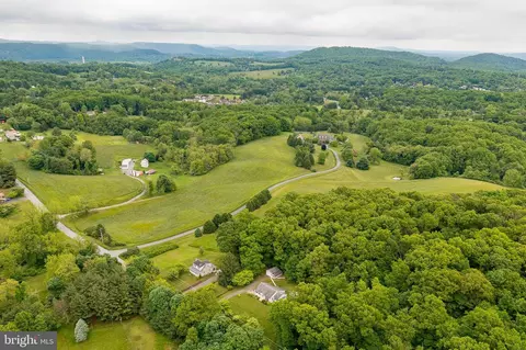 View/Area - 401 Freemansville Rd, Reading, PA 19607 photo 10 of 12