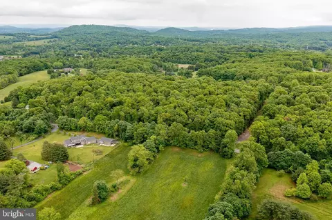 View/Area - 401 Freemansville Rd, Reading, PA 19607 photo 9 of 12