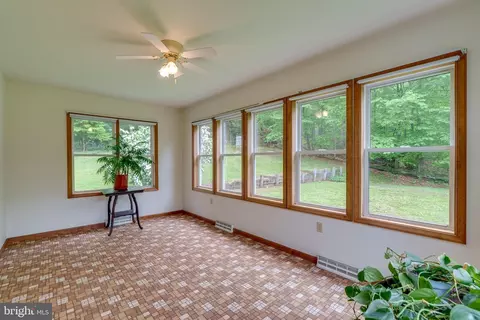 Exterior - 401 Freemansville Rd, Reading, PA 19607 photo 5 of 13