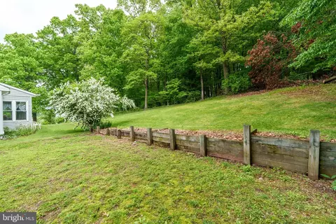 Exterior - 401 Freemansville Rd, Reading, PA 19607 photo 10 of 13