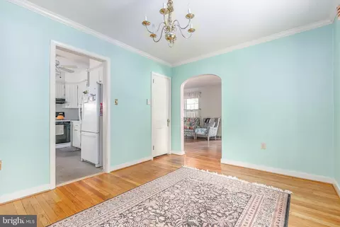 Entry Way - 131 Lester Ave, Shillington, PA 19607 photo 2 of 6
