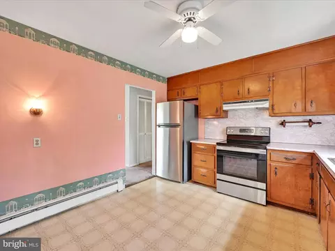 Kitchen - 509 Weidman Ave, Sinking Spring, PA 19608 photo 2 of 3