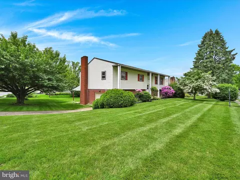 Exterior - 509 Weidman Ave, Sinking Spring, PA 19608 photo 1 of 5