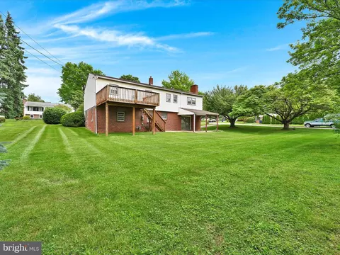 Exterior - 509 Weidman Ave, Sinking Spring, PA 19608 photo 5 of 5