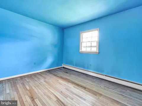 Bedroom - 509 Weidman Ave, Sinking Spring, PA 19608 photo 3 of 7