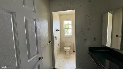 Bath - 4101 Juniper Dr, Reading, PA 19605 photo 1 of 2