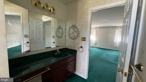 Entry Way - 4101 Juniper Dr, Reading, PA 19605 photo 1 of 1