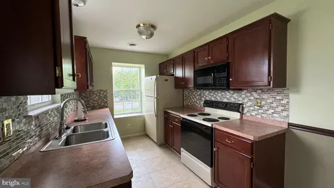 Kitchen - 4101 Juniper Dr, Reading, PA 19605 photo 1 of 1
