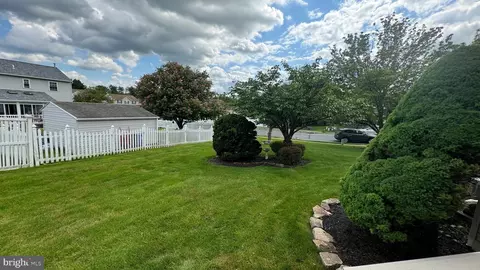 Exterior - 4101 Juniper Dr, Reading, PA 19605 photo 5 of 5