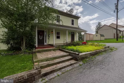 4 E Tanner St, Myerstown, PA 17067