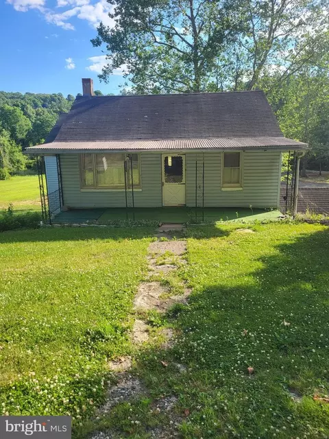 800 Hill Church Rd, Boyertown, PA 19512