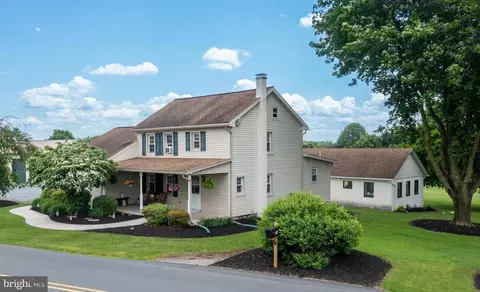296 Ernst Rd, Mohrsville, PA 19541