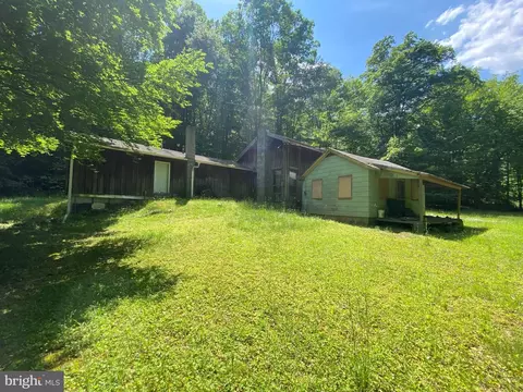 201 Apple Ln, Oley, PA 19547 photo 5