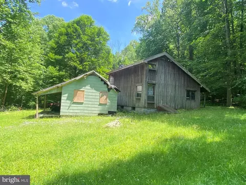 201 Apple Ln, Oley, PA 19547 photo 4