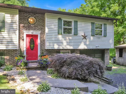 Exterior - 64 Steiner Pl, Blandon, PA 19510 photo 15 of 16