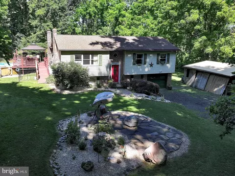 Exterior - 64 Steiner Pl, Blandon, PA 19510 photo 3 of 16