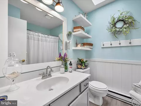Bath - 64 Steiner Pl, Blandon, PA 19510 photo 1 of 2