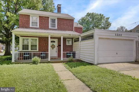 1202 E Wyomissing Blvd, Reading, PA 19611